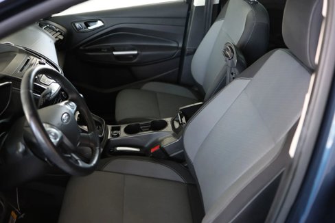 Used 2018 Ford C-MAX SE w/ Cold Weather Package image 2