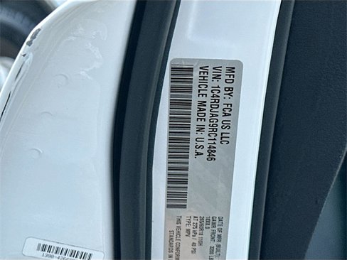 Certified 2024 Dodge Durango SXT image 30