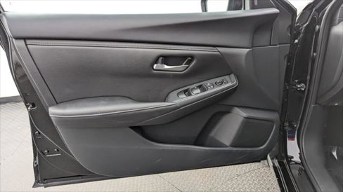 Used 2025 Nissan Sentra SV image 13