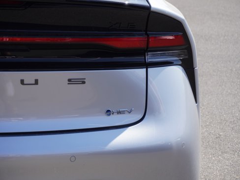 New 2026 Toyota Prius XLE image 11