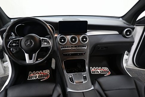 Used 2022 Mercedes-Benz GLC 300 4MATIC image 4
