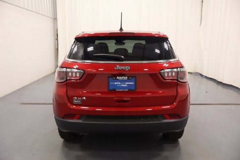 New 2025 Jeep Compass Sport image 7
