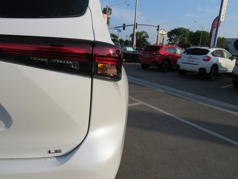 New 2025 Toyota Highlander LE image 11