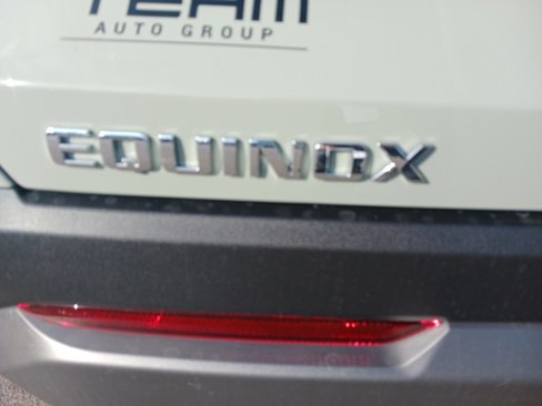 New 2026 Chevrolet Equinox LT w/ Convenience Package II image 8