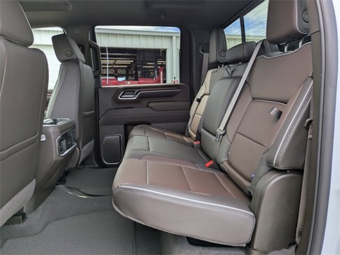 New 2026 GMC Sierra 2500 Denali w/ Denali Reserve Package image 14