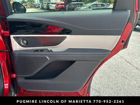 New 2025 Lincoln Nautilus Premier w/ Equipment Group 102A image 16