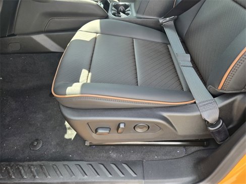 New 2026 GMC Canyon AT4 w/ AT4 Premium Package image 17
