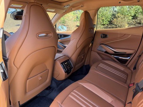 New 2025 Aston Martin DBX 707 image 34