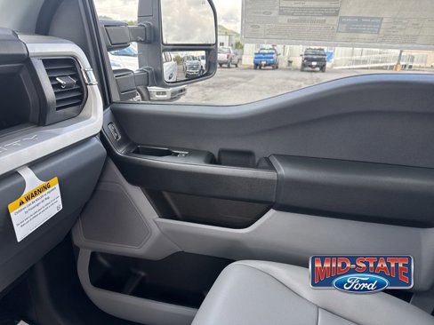 New 2026 Ford F250 XL w/ XL Off-Road Package image 26