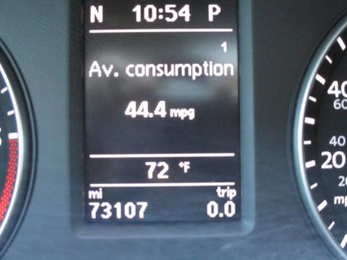 Used 2015 Volkswagen Passat TDI SEL Premium image 28