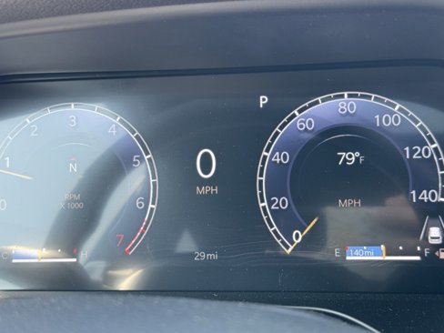 New 2025 Jeep Grand Cherokee Altitude image 10