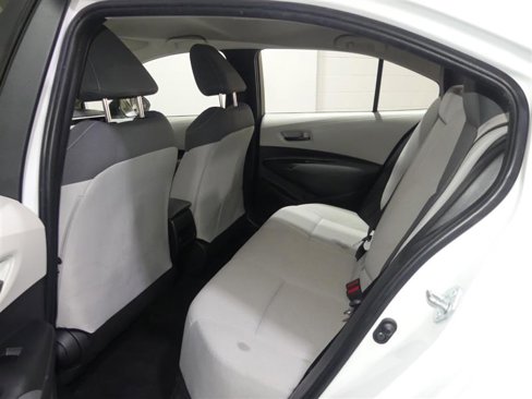 Used 2022 Toyota Corolla LE image 26