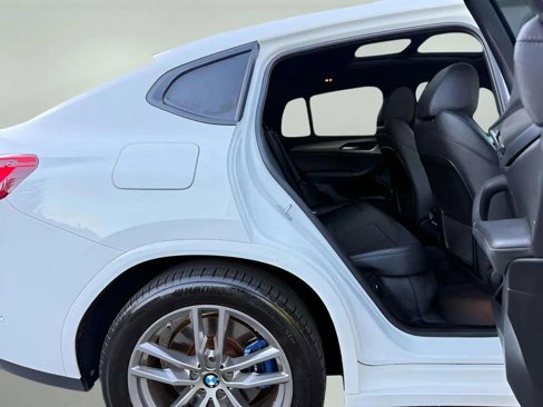 Used 2020 BMW X4 M40i image 15