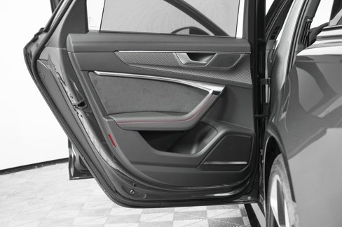 New 2025 Audi RS 6 performance image 20