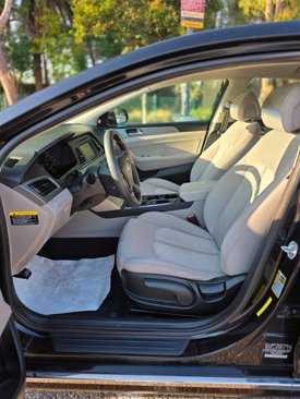 Used 2017 Hyundai Sonata SE image 19