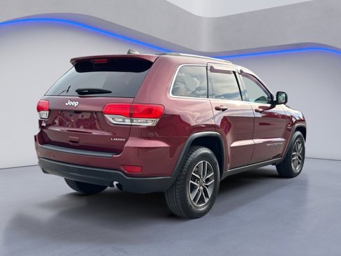 Used 2019 Jeep Grand Cherokee Laredo w/ Laredo X Package image 5