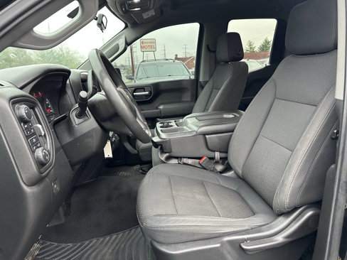 Used 2020 Chevrolet Silverado 1500 Custom w/ Custom Value Package image 17