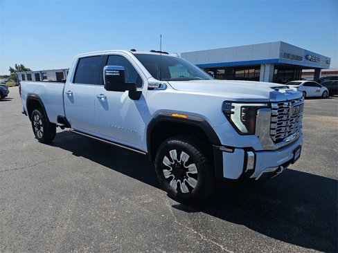 New 2026 GMC Sierra 2500 Denali w/ Denali Reserve Package image 9