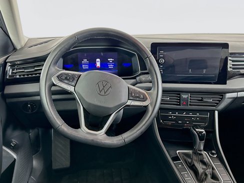 Used 2025 Volkswagen Jetta S image 17