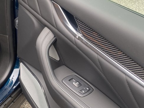 New 2024 Maserati Levante Trofeo image 37