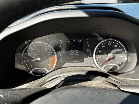 Used 2018 Jeep Renegade Latitude image 13