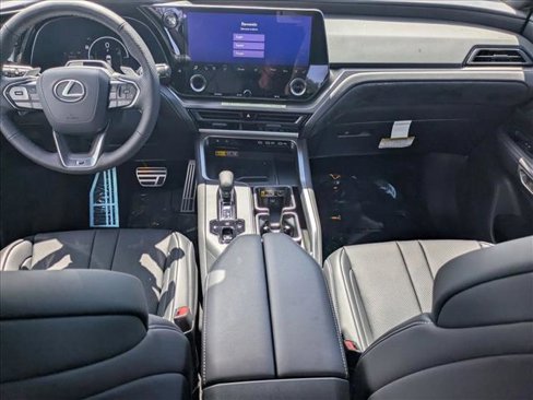 New 2026 Lexus TX 500h AWD image 13
