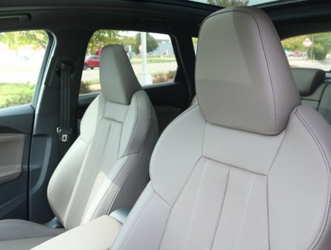 New 2025 Audi Q5 Premium Plus image 12