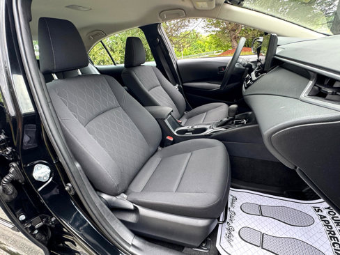 Used 2023 Toyota Corolla LE image 16