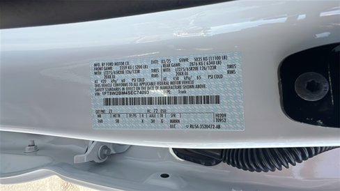 New 2025 Ford F250 Lariat w/ Lariat Ultimate Package image 35