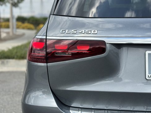 New 2026 Mercedes-Benz GLS 450 4MATIC image 11