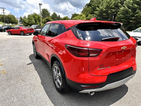 Used 2023 Chevrolet Blazer LT image 7
