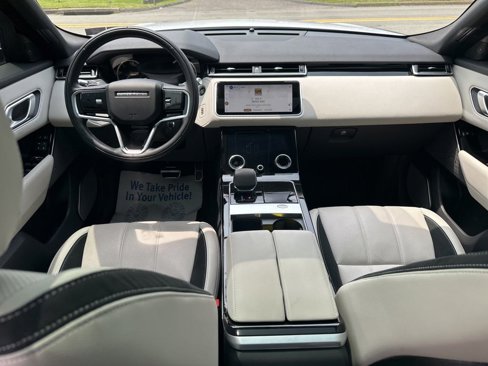 Used 2022 Land Rover Range Rover Velar R-Dynamic S image 10