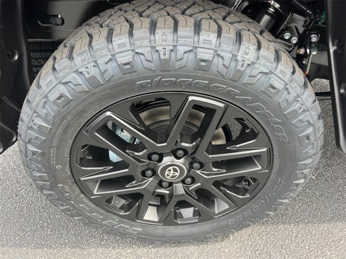 New 2026 Toyota Tundra Limited image 17