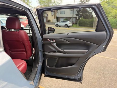 Used 2023 MAZDA CX-9 Carbon Edition image 21