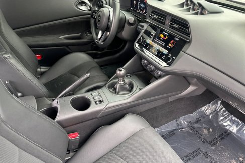 Used 2024 Nissan Z Performance w/ Floor Mat Package image 13
