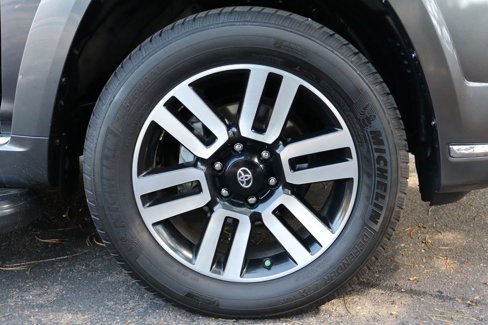 Used 2021 Toyota 4Runner Limited image 46
