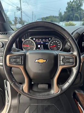 Used 2021 Chevrolet Silverado 2500 High Country w/ Technology Package image 14