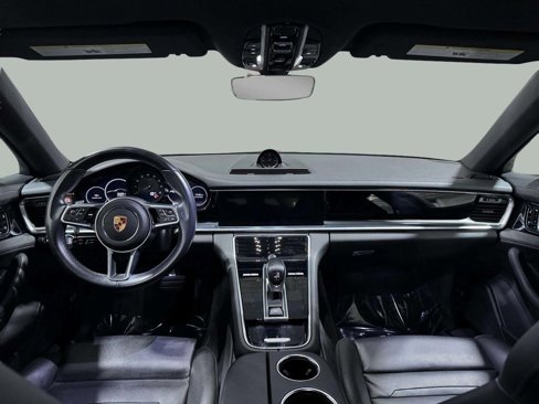 Used 2019 Porsche Panamera 4 image 20