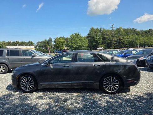Used 2019 Lincoln MKZ Reserve image 8