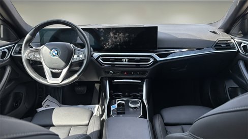 Used 2024 BMW i4 xDrive40i image 10