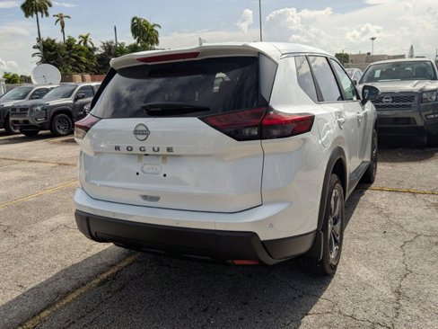New 2026 Nissan Rogue SV image 2
