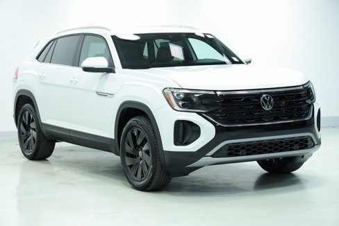 New 2026 Volkswagen Atlas Cross Sport SE image 3