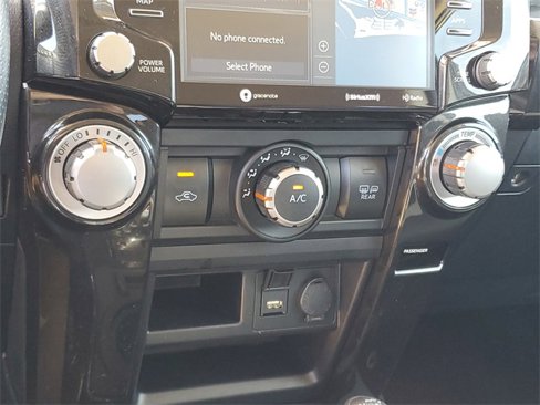 Used 2024 Toyota 4Runner TRD Off-Road Premium image 24