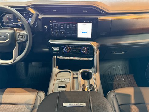 New 2025 GMC Sierra 3500 Denali w/ Denali Reserve Package image 26