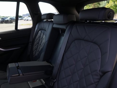 New 2026 BMW X5 xDrive40i w/ M Sport Package image 27