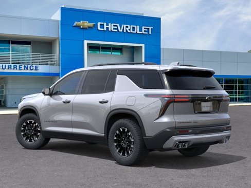New 2026 Chevrolet Traverse Z71 w/ Driver Confidence Package image 3