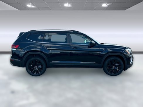 New 2026 Volkswagen Atlas SE image 7