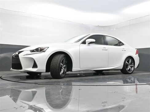 Used 2019 Lexus IS 300 image 27