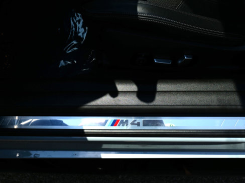 Used 2022 BMW M4 Coupe image 14