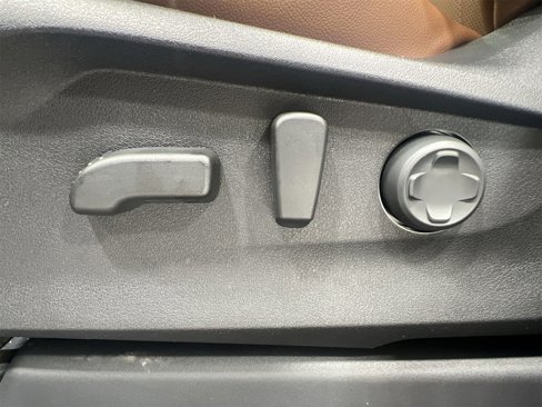 New 2025 Subaru Ascent Touring image 12